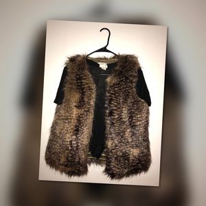 Mossimo // Faux Fur Vest